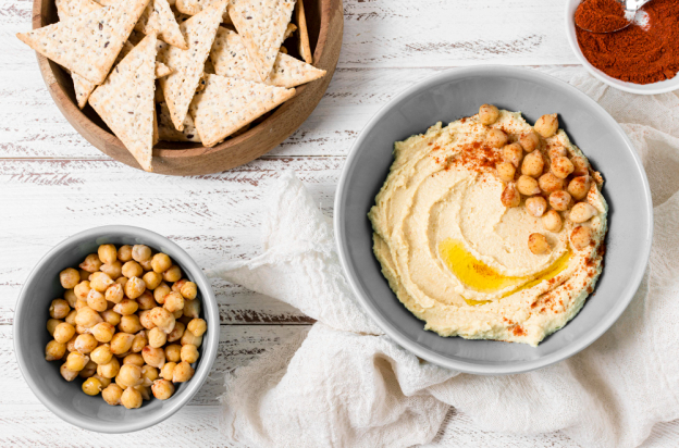 حمص تازه در متل قو: یک طعم شرقی اصیل در Dang Fresh Market